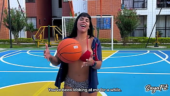 The big assed stepsister who plays with a basketball and your two balls too sayafit