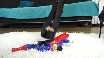 Look at what i'm doing to superman