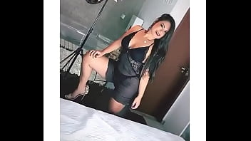 Morena Pele Bronzeada Cabelo Lindo thumbnail