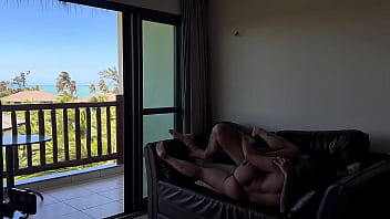 Acordei meu amigo de pijama e fodi muito aquele pau duro com meu cuzinho