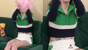 Kit summers "unboxing" the outfits for try on and her first response