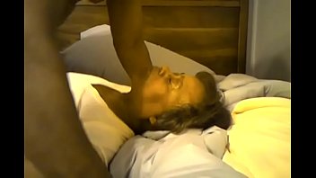 Licking Mature Pussy thumbnail