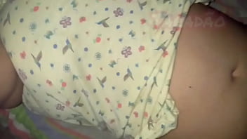 Socando a rola na garganta da puta