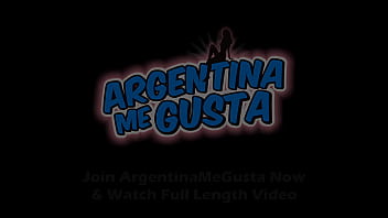 Puffy cameltoe in tight shorts and big round boobs babe