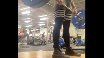 Muscle Mommy Working Out Her Back thumbnail