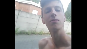 Novinho Batendo Punheta thumbnail