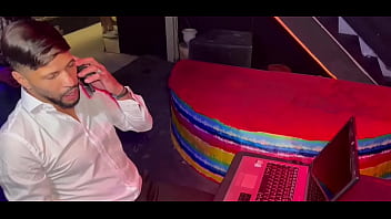 Entrevista de emprego acaba em muito sexo e muita aprovação teaser