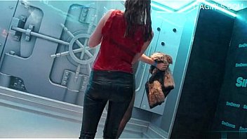 Sexy pussy bouncing boobs