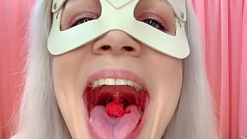 Raspberry vore mia mimi
