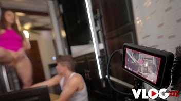 Curvy sophia burns cant hide her lust and seduces handyman