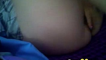 Playing with my tight asshole camg8