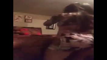 Sexy Dancing Latina thumbnail