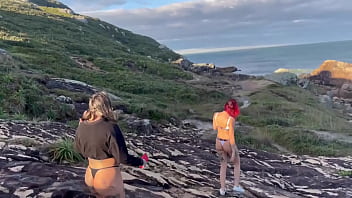 Aquele passeio na praia com muita sacanagem no final