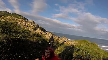 Aquele passeio na praia com muita sacanagem no final