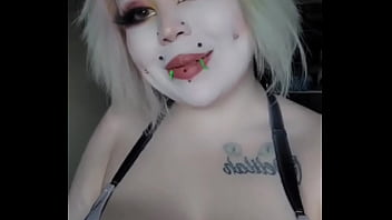 I crave being caressed all the time i even try everything to keep my skin soft for that moment