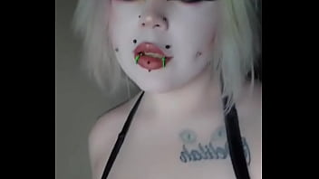 I crave being caressed all the time i even try everything to keep my skin soft for that moment