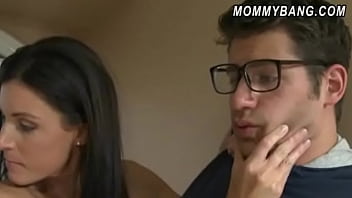 Sultry milf india summer and pretty teen melanie raine threeway