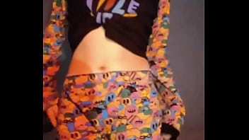 Bonneyuwu 9 34 pijama dildo masturbacion striptease