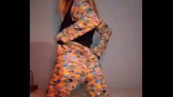 Bonneyuwu 9 34 pijama dildo masturbacion striptease