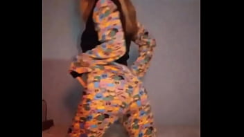 Bonneyuwu 9 34 pijama dildo masturbacion striptease