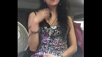 Tocándome en el almacén 2