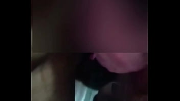 Adoro sentir a garganta cheia