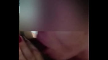 Adoro sentir a garganta cheia