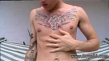 Hot Gay Emo Foot Fetish Movietures Chris Porter Splashes It Out thumbnail