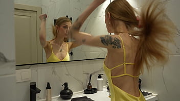 Post date hottie rides my thick cock hard at my house in steamy heat