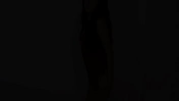 Milf solo session ends with a squirting orgasm