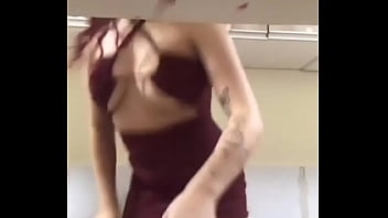 Gosta dançando até o chão