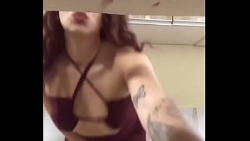 Gosta dançando até o chão