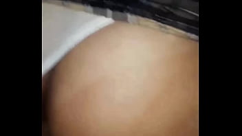 Con pollerita argentina latina