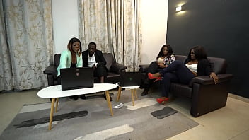 Se mec se fais baisser par les 2 filles organisatrice de son mariage a la veille de se mariage a l'absence de sa fiancé