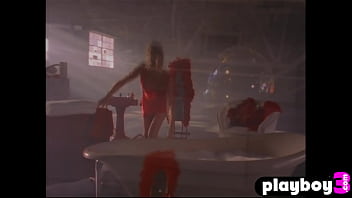 Babe amelia talon enjoys amazing posing action