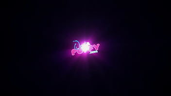 Wetandpuffy red sofa love wet juicy pussy