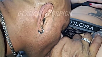 Soquei o cuzinho gostoso da minha colega de quarto da faculdade