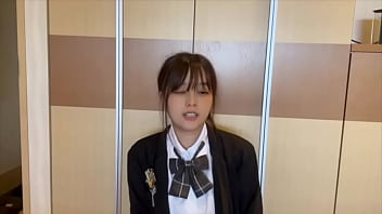【新鮮な女子◯生のおまんこ】おまんこの中沢山みて欲しいです。みられると興奮します。。 【新鮮な女子◯生のおまんこ】おまんこの中沢山みて欲しいです。みられると興奮します。。