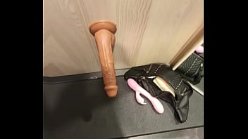 Vidéo dans la cabine d'essayage disponible pour mes abonnés fans