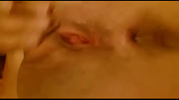 Biancaporcellina multiple fingers in both her wet holes