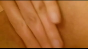 Biancaporcellina multiple fingers in both her wet holes