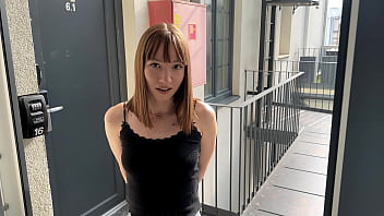 Neighbor gave me her vagina as a welcome to the building kate quinn