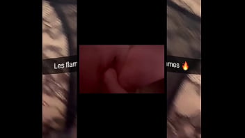 Elle m’a chauffé pendant que je bossais j’ai pas résisté fist