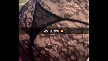 Elle m’a chauffé pendant que je bossais j’ai pas résisté fist