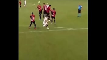 Loiro do corinthais fodendo o althetico paranaense gostoso