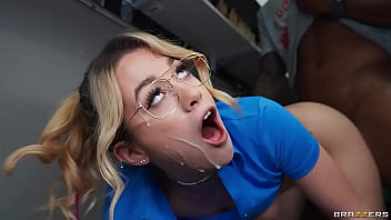 Bodega babe brazzers enter xvpromo Bodega babe brazzers enter xvpromo