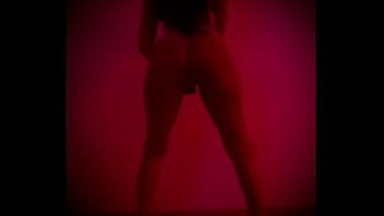 Red light twerking with lola luv 2