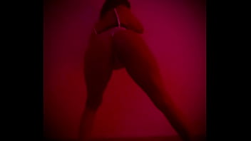 Red light twerking with lola luv 2