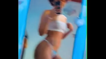 Bonjourdemande moi ce que tu veux