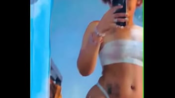 Bonjourdemande moi ce que tu veux